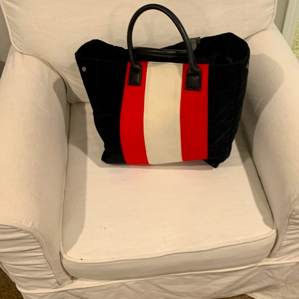 Great bag for an overnight stay!!